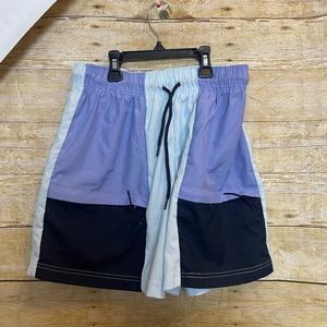 New PrettyLittleThing panel runner shorts 🛍